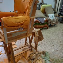 JGTapiceros restauración sillón