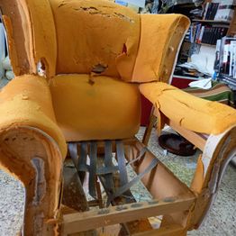JGTapiceros restauración sillón